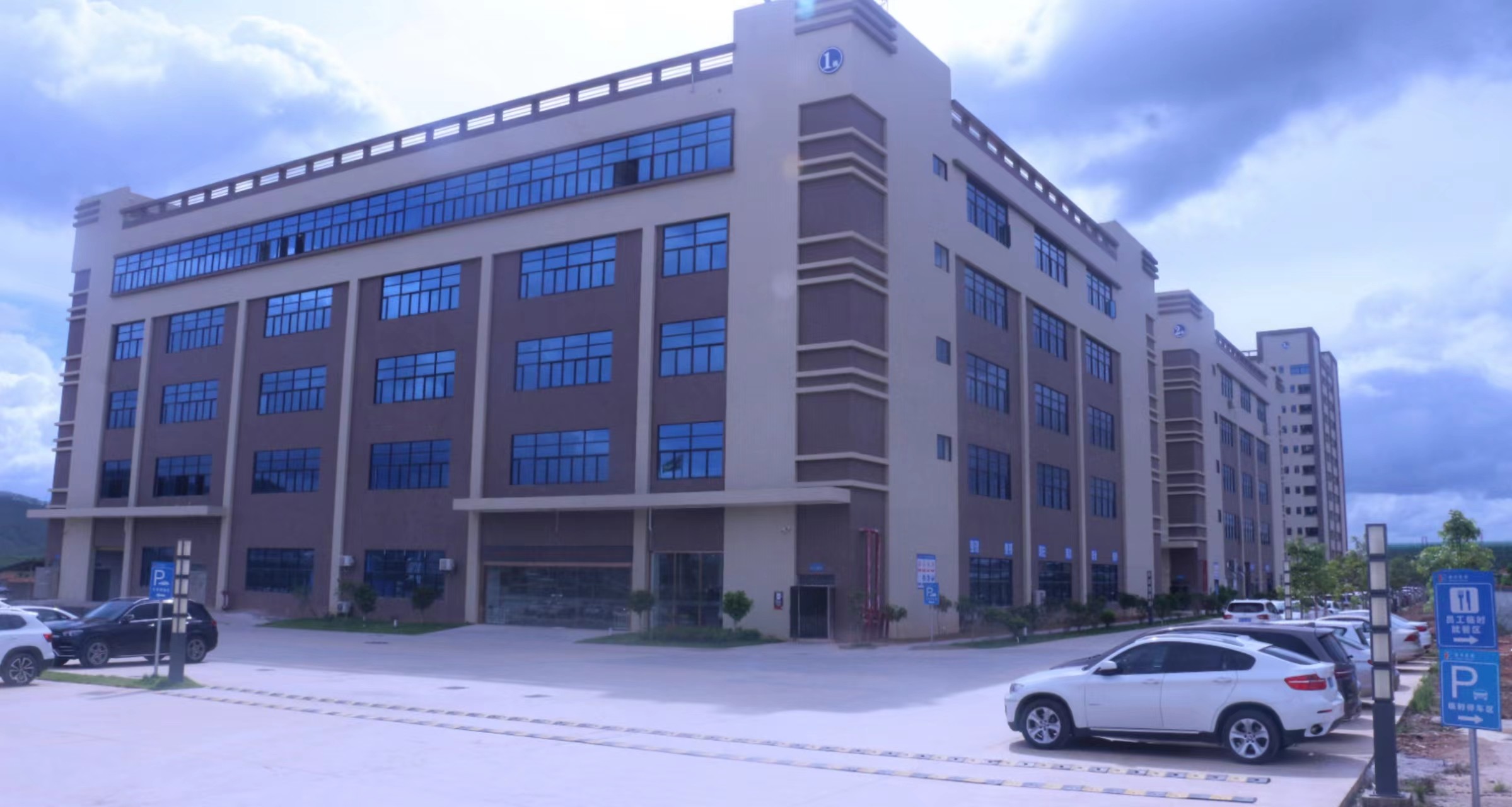 Shenzhen Xindonghui Technology Co., Ltd linia produkcyjna fabryki